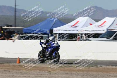 media/Oct-05-2025-CVMA (Sun) [[beeef4f201]]/Race 2-Supersport Middleweight/